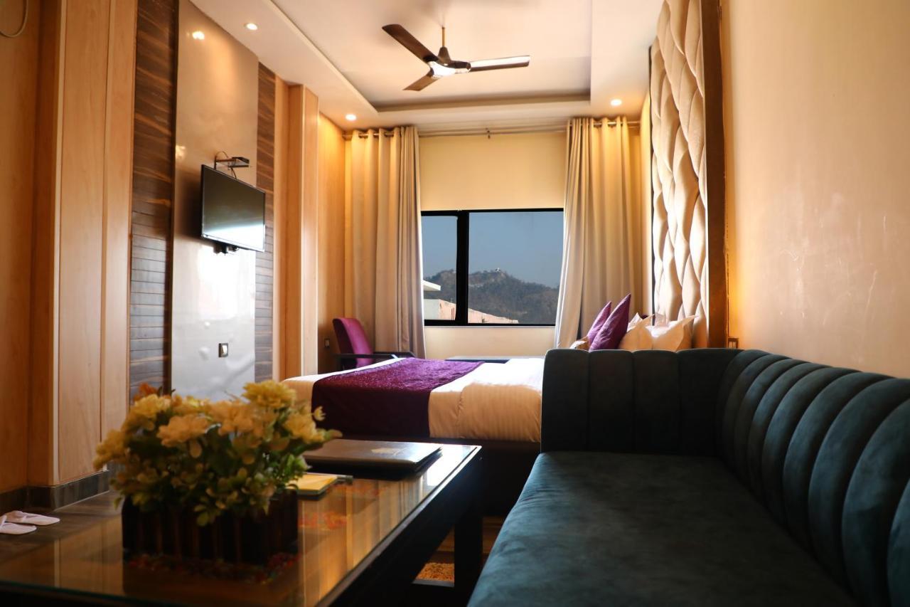 Perfectstayz Premium @Harkipauri Road Haridwar Bagian luar foto