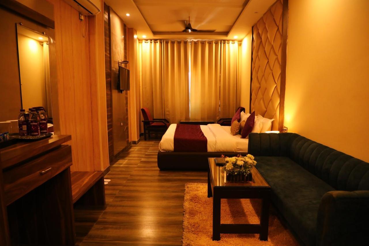 Perfectstayz Premium @Harkipauri Road Haridwar Bagian luar foto