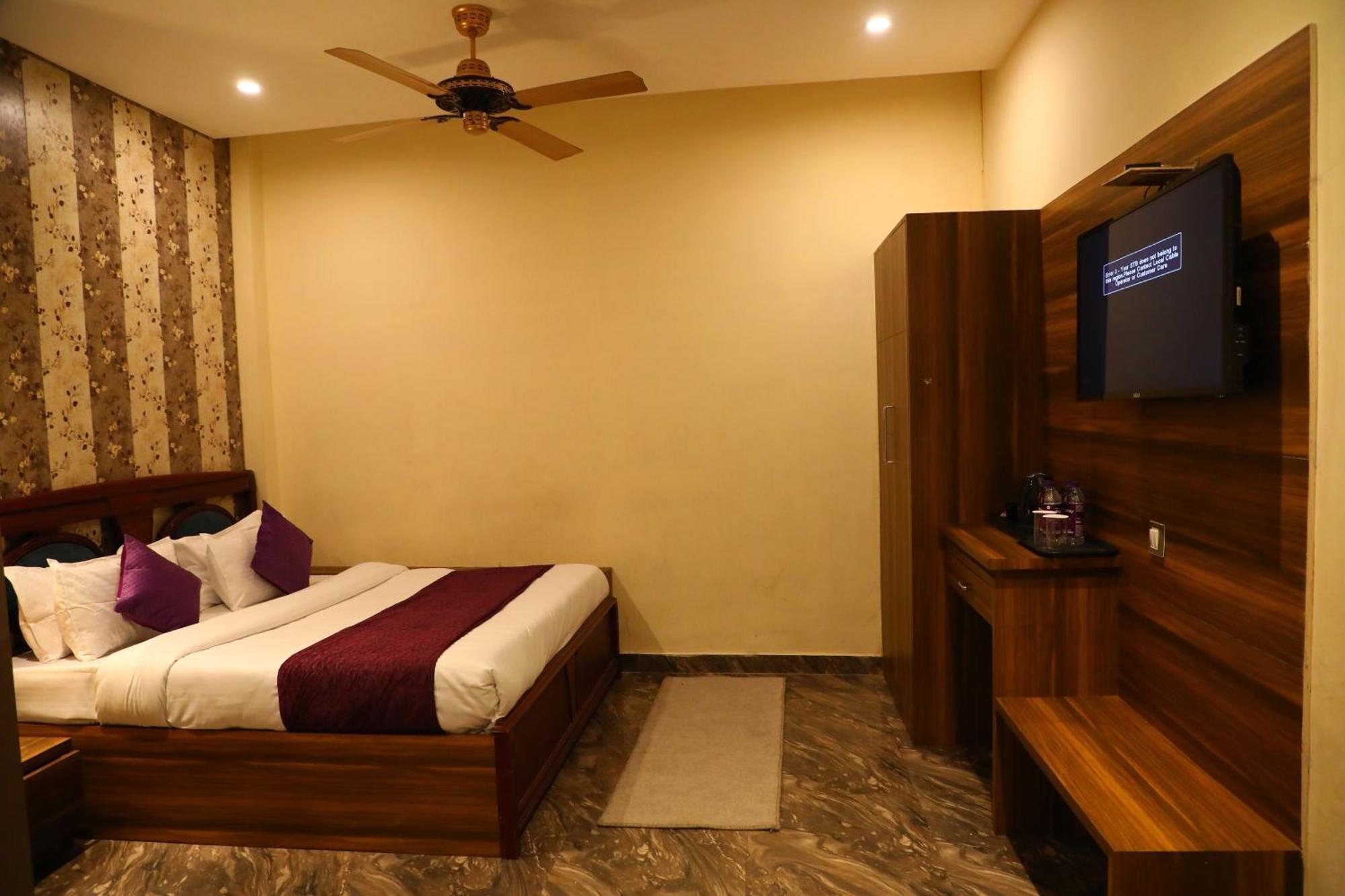 Perfectstayz Premium @Harkipauri Road Haridwar Ruang foto